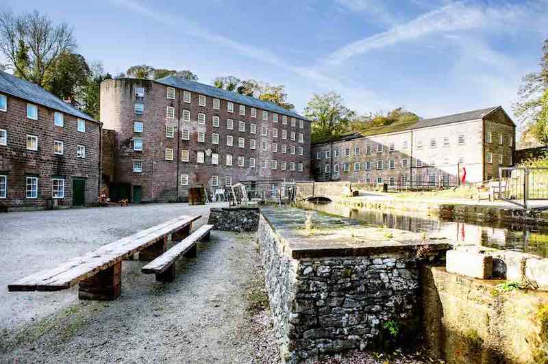 A Guide To The Historic Houses And Castles Of Derbyshire - Cromford Mills